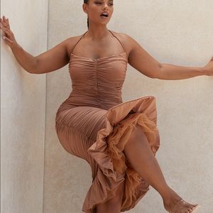 House of CB “Claudine” Tan Ruffle Ruched Midi Dress Size M